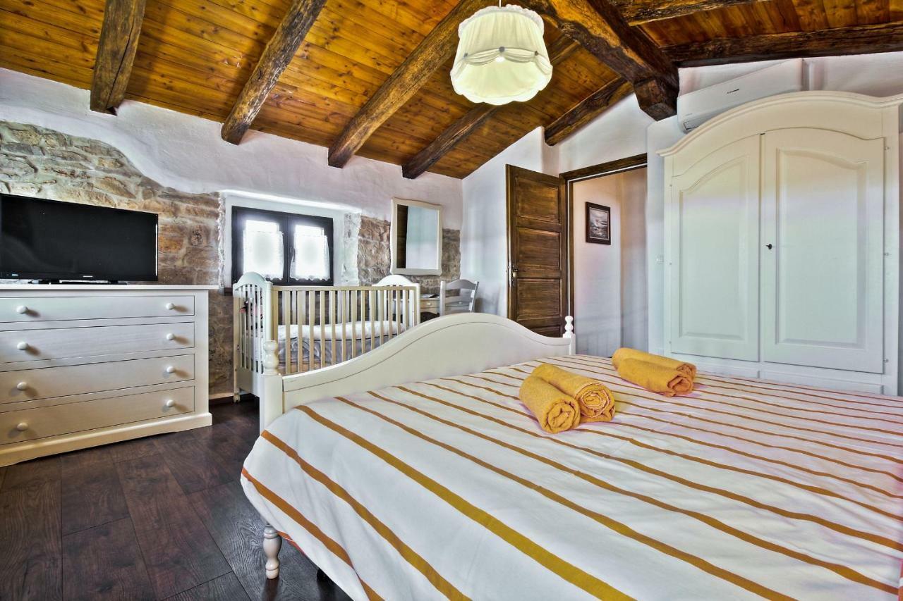 אומאג Villa Dora מראה חיצוני תמונה