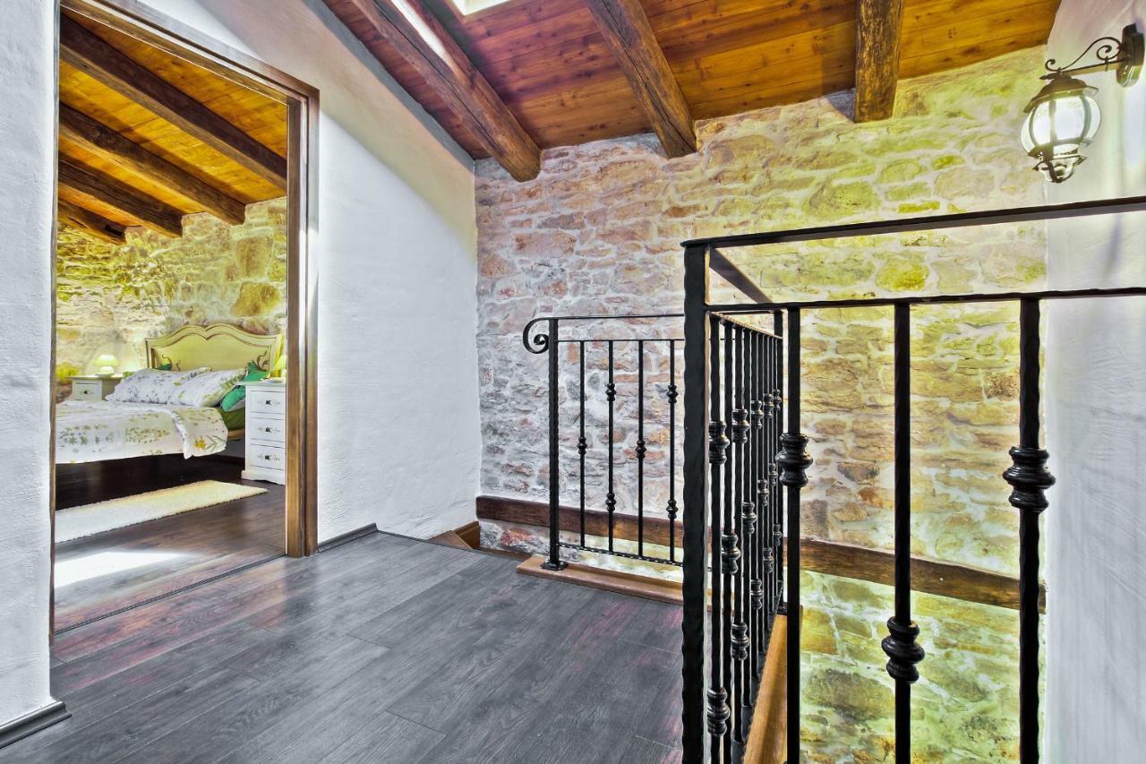 אומאג Villa Dora מראה חיצוני תמונה