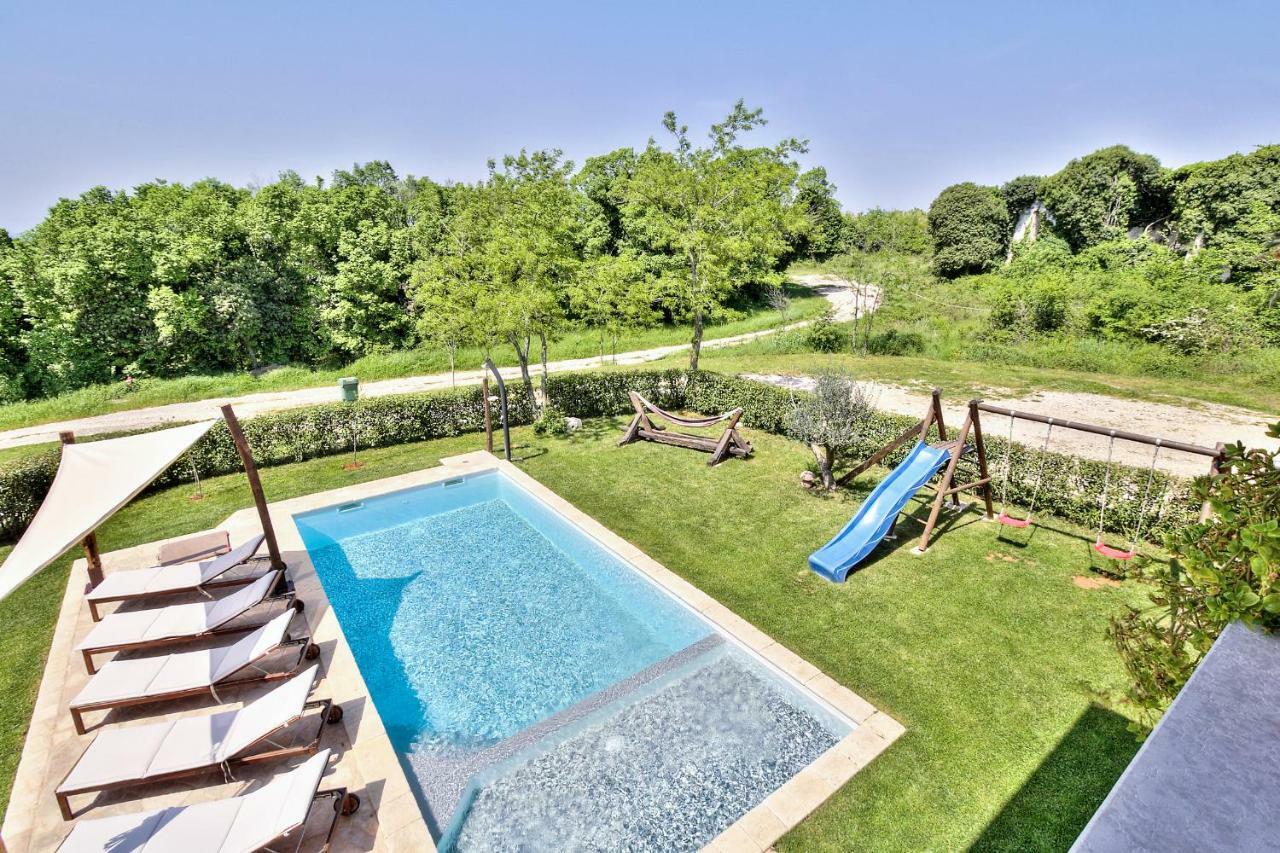 אומאג Villa Dora מראה חיצוני תמונה