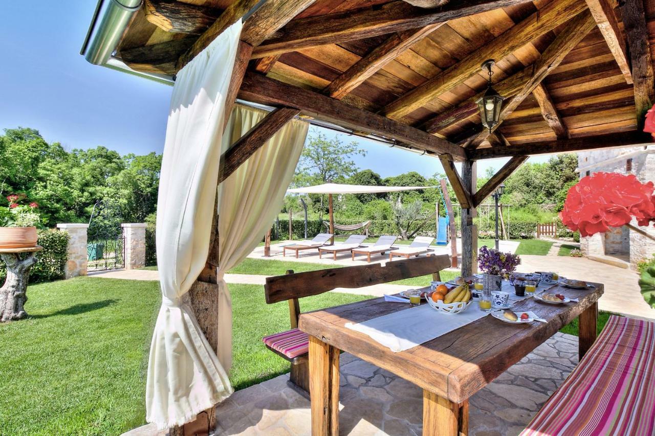אומאג Villa Dora מראה חיצוני תמונה