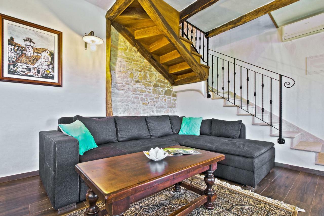 אומאג Villa Dora מראה חיצוני תמונה