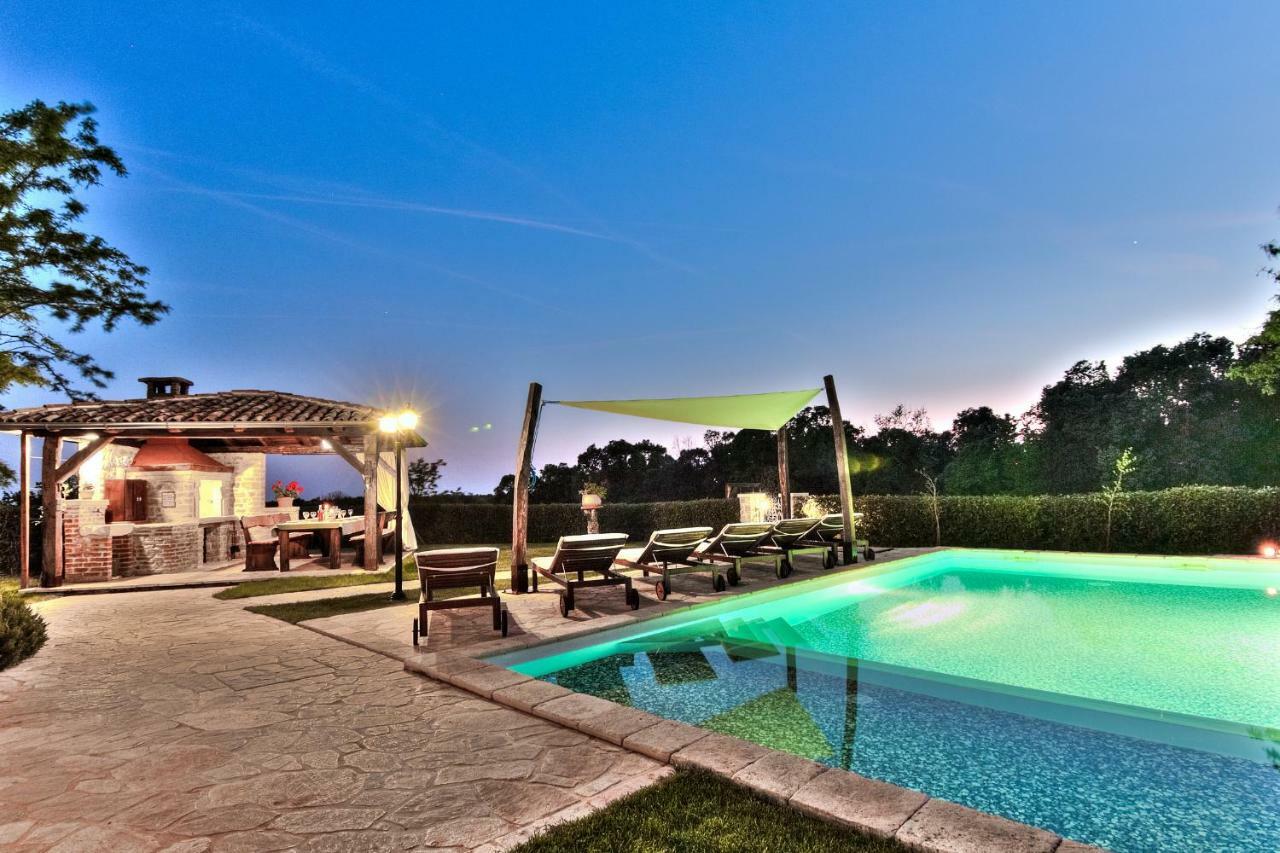 אומאג Villa Dora מראה חיצוני תמונה